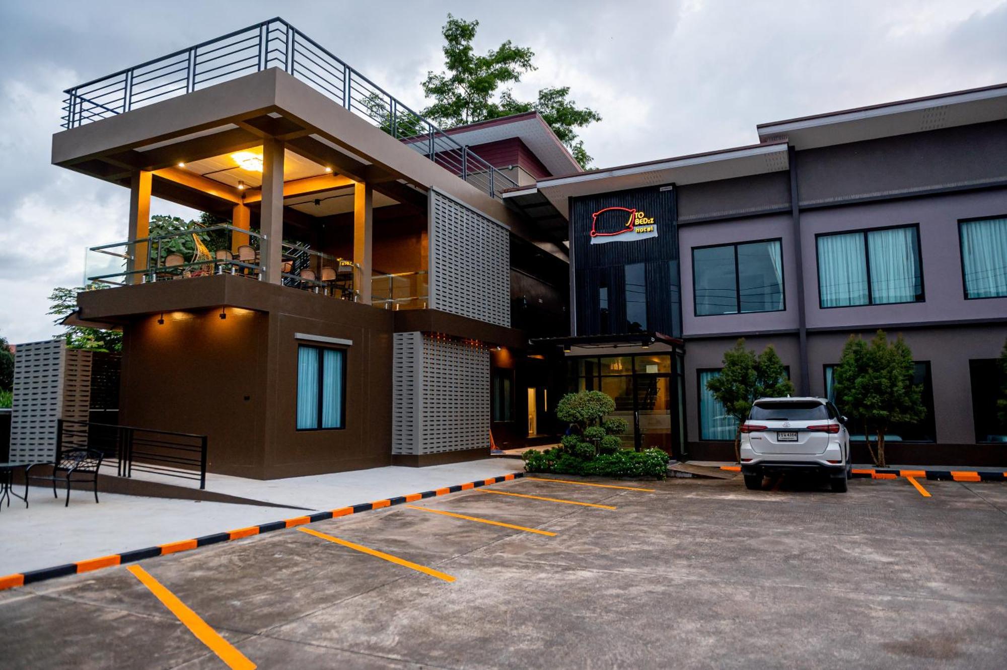 Tobedzz Hotel Ranong Buitenkant foto