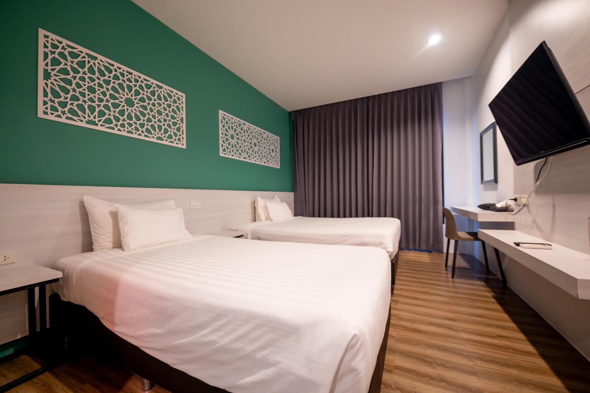 Tobedzz Hotel Ranong Buitenkant foto